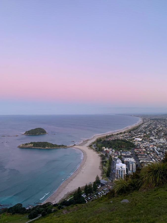 Хостел Mount Backpackers Маунт-Маунгануй Екстер'єр фото